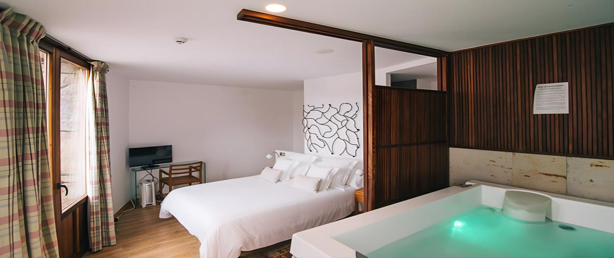 Hotel Rural Quercus Tierra Garganta De Los Montes ภายนอก รูปภาพ